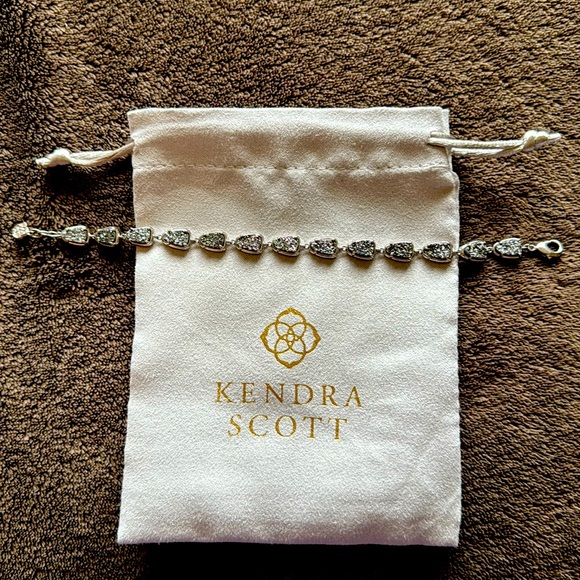 Kendra Scott silver bracelet with Grayson silver stones. New - Picture 1 of 2